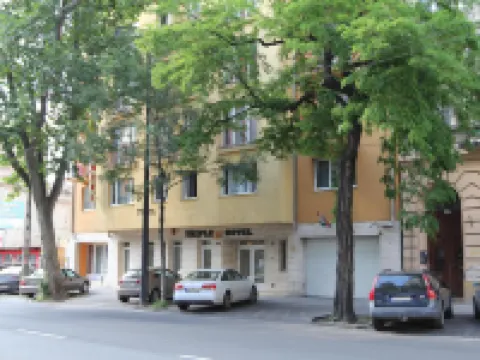 Triple M Hotel Hoteles en Budapest