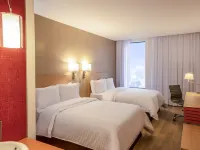 Fiesta Inn Parque Puebla Hotel dekat Acropolis Puebla