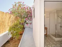 Psathi Beach House Hotels in Kimolos