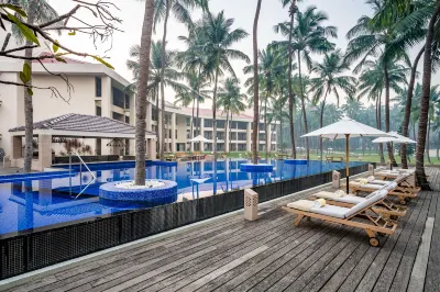 Silver Waves Resort & Spa - Daman Các khách sạn ở 