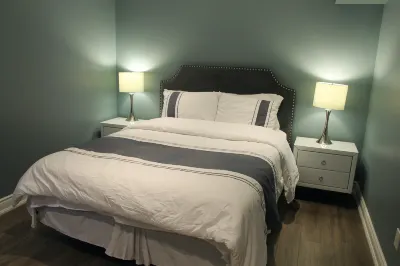 Fully Furnished Private Guest Suite Hotels in der Nähe von Mazda Canada Inc
