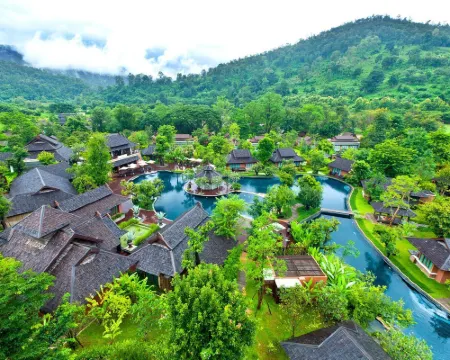 สิบแสน รีสอร์ท แอนด์ สปา โรงแรมในอำเภอ แม่แตง