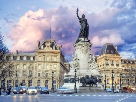 Hôtel du Prince Eugène Отели рядом с достопримечательностью «Сад Натюрель Пьер-Эмманюель»