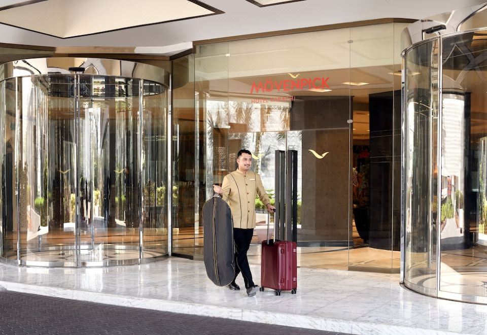 Movenpick Hotel Karachi Over view