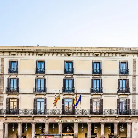 Hotel del Mar Отели рядом с достопримечательностью «Барселонета Бич»