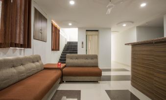 OYO 9719 Hotel Relax Inn