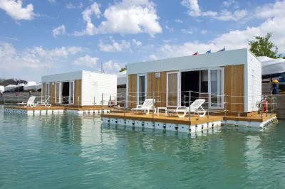 Floating Resort