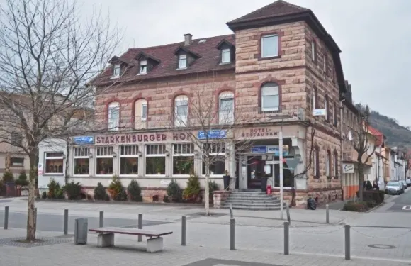 史達肯伯格霍夫酒店