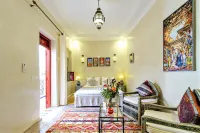 Riad Tahyra - 4 Yıldız