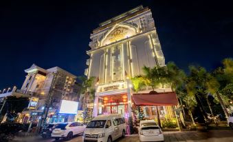 Aristocrat Residence & Hotel