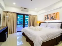 Uma Residence Hotels near Dusit Palace