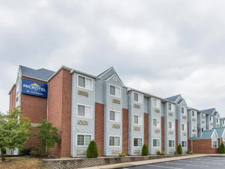 Microtel Inn & Suites by Wyndham Georgetown