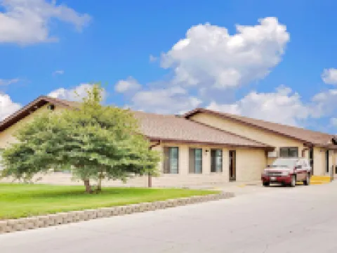 Super 8 by Wyndham Valentine NE Hotels in Cherry County