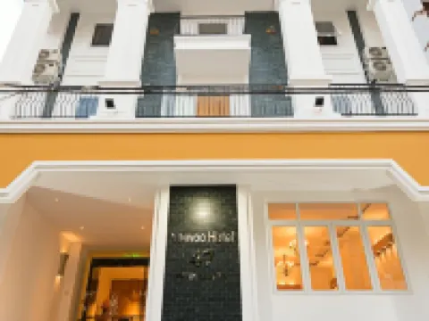 VeeVoo Hotel Hotels near Back beach