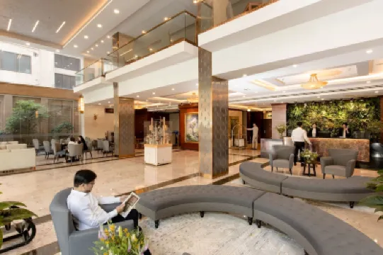 아콰리 호텔 호치민 오페라 하우스 주변 호텔