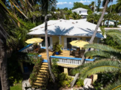 Cedar Cove Resort & Cottages Hotels in Holmes Beach