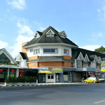 โรงแรมอิงลิชรีโซเทล โรงแรมใกล้สวนสัตว์เปิดท่าลาด