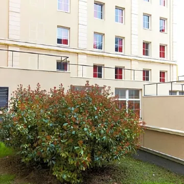 Premiere Classe Paris Ouest - Pont de Suresnes