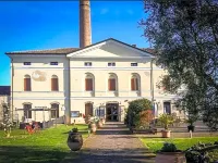 Leon Bianco Hotel Hotels near Via Francigena Tappa 32 San Gimignano - Monteriggioni