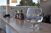 Thirides Beach Resort - bar