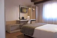 Relais Madonna di Campagna Hotels in Ospedalicchio