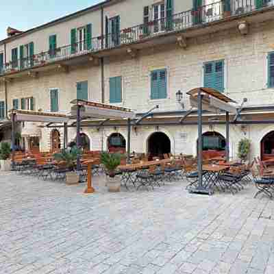 Historic Boutique Hotel Cattaro Hotel Exterior