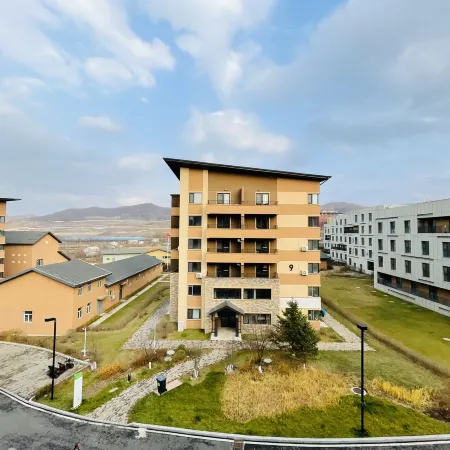 Vanke Songhua Lake Chujian Qingshan Apartment