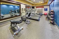 Hampton Inn & Suites Corsicana - Parkplatz