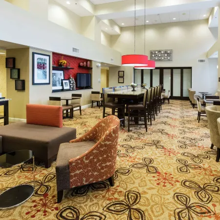 Hampton Inn & Suites Jacksonville-Airport