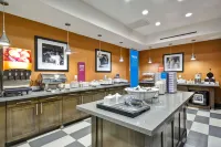 Hampton Inn Kenedy - breakfast