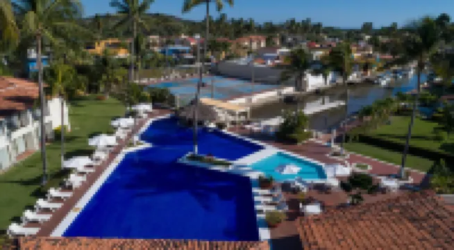 Cabo Blanco Hotel and Marina