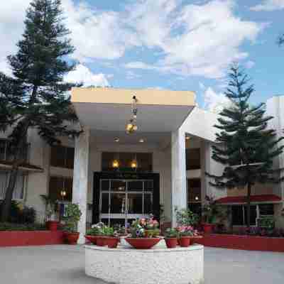 Hotel Sunset Inn Mount Abu with Swimming Pool Hotel Exterior