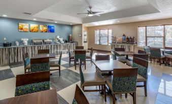 Comfort Suites Pineville - Ballantyne Area