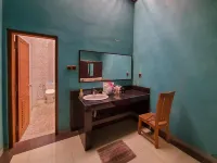 Pakde Air Cafe and Homestay Grabag Magelang Mitra RedDoorz Hotels in Magelang Regency