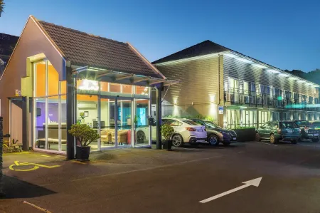 Best Western Newmarket Inn & Suites