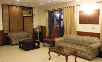 OYO 969 Hotel Khanna Palace