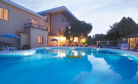Hotel America - Housity