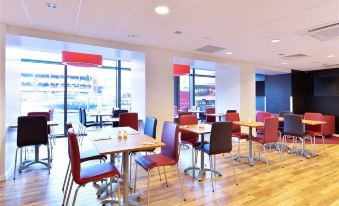 TRAVELODGE STOCKPORT - Housity