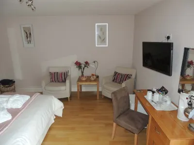 The Manor Coach House Hoteles en Droitwich