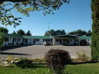 Silver Motel Hotels in Chatham