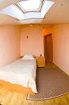 Pit Stop Hotel