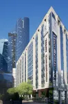 Renaissance Paris la Defense Hotel Các khách sạn gần IESEG School of Management
