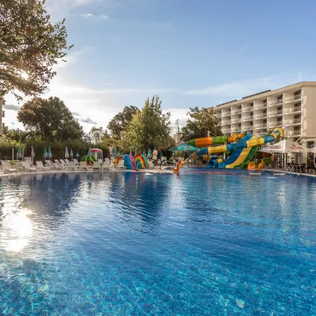 Prestige Deluxe Hotel Aquapark Club - All Inclusive