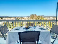 Port d'Attache - balcony