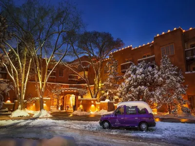Hotel Santa Fe Hotels near Leslie Flynt
