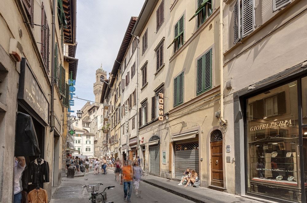 Mamo Florence - Opera - Sinfonia - Minuetto - Melody Apartments - Florence
