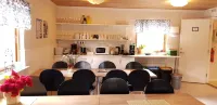 Kalkbrottets Vandrarhem Hotels in Lärbro