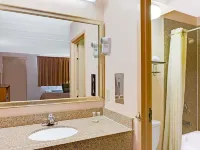 Super 8 by Wyndham Laurel Hotels in Laurel