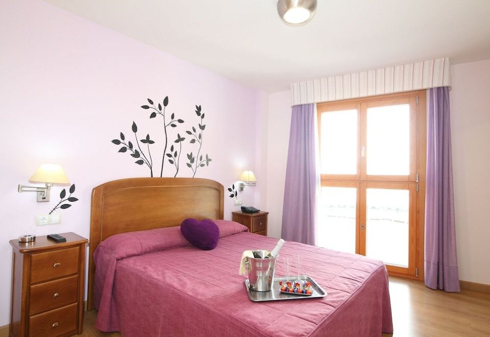 Hostal Campo Real Bed&Breakfast - Housity