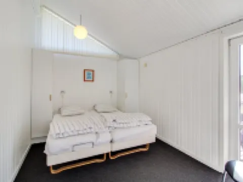 "Rani" - 800m from the Sea